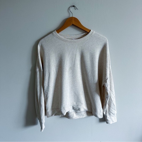 Fabletics Sweaters - 3/$20⚡️ Fabletics Casual Cream Tan Speckled Long Sleeve Pullover Sweatshirt